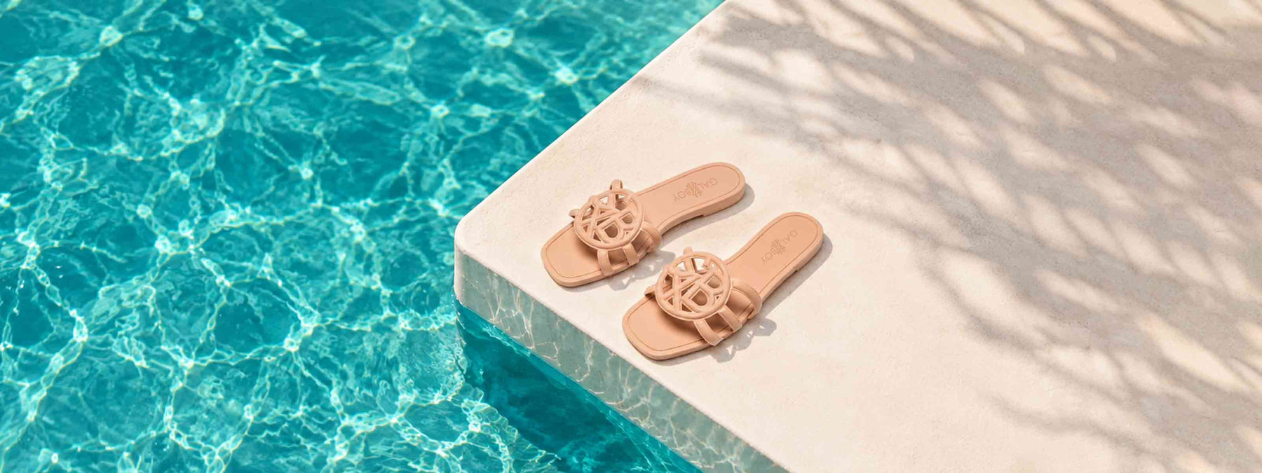 GALXBOY Island Sandals by the pool